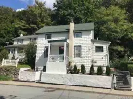 Machackemach Village Apartments