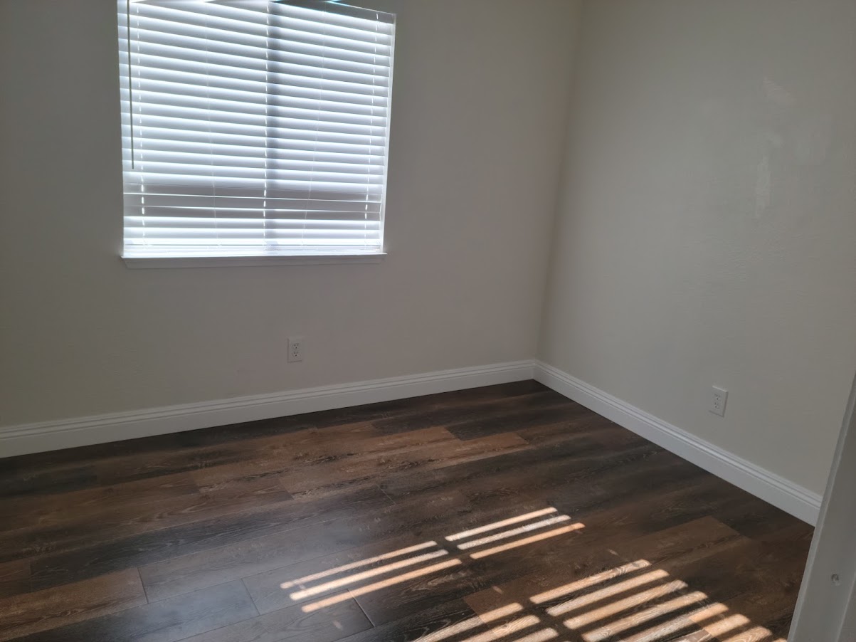Section 8 Duplex for rent in Riverside